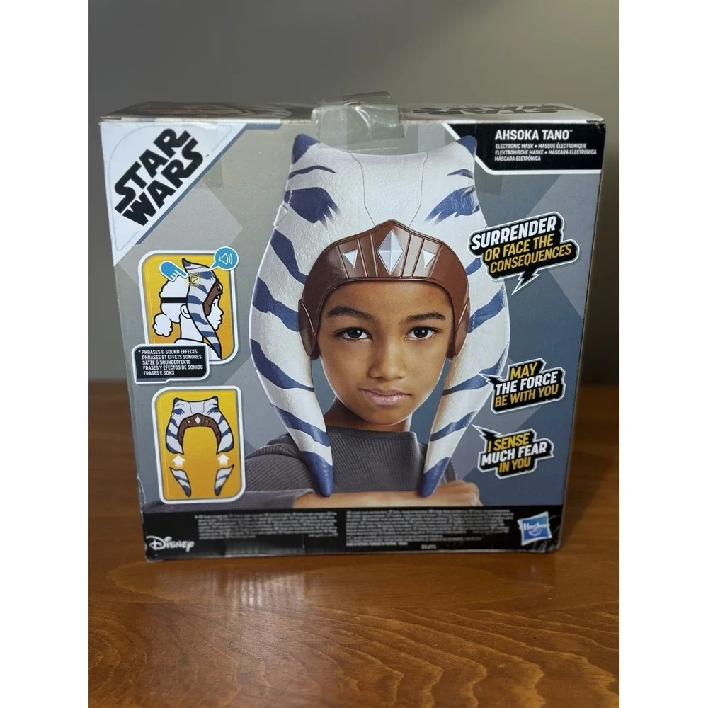 Hasbro Disney Star Wars Ahsoka Tano Electronic Talking Costume Mask 2023 Sealed